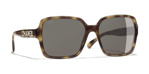 lunette de soleil chanel en solde|chanel lunette soleil carré.